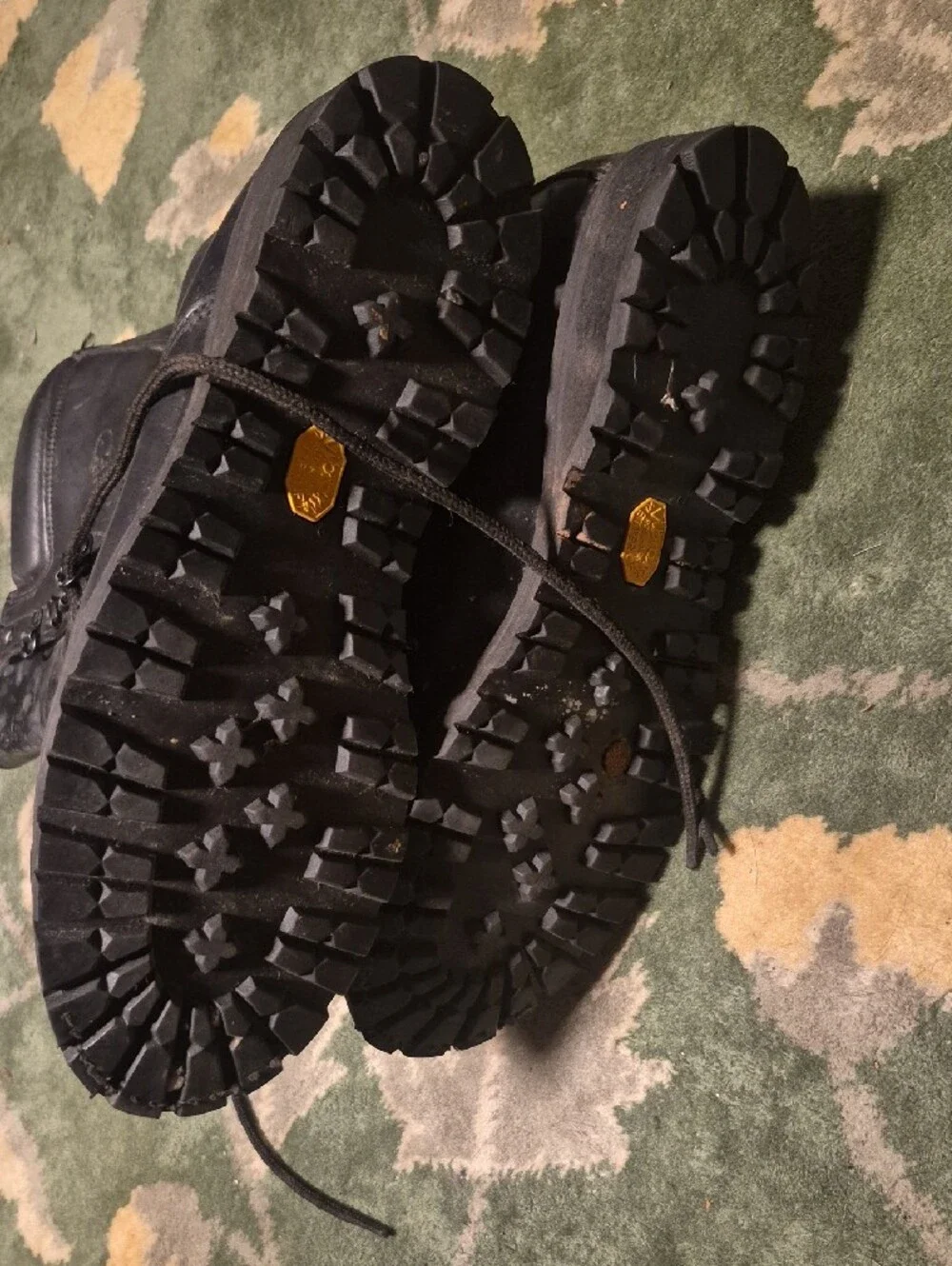 Matterhorn black leather